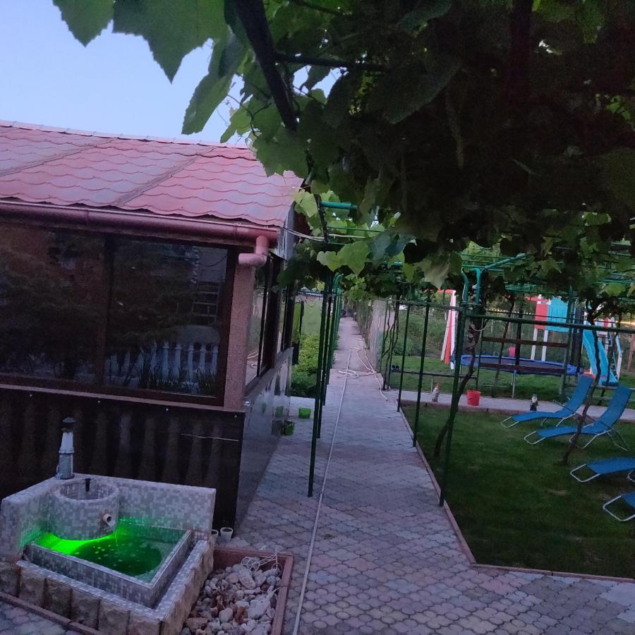 Hotel Casa Elena à Două Mai Extérieur photo