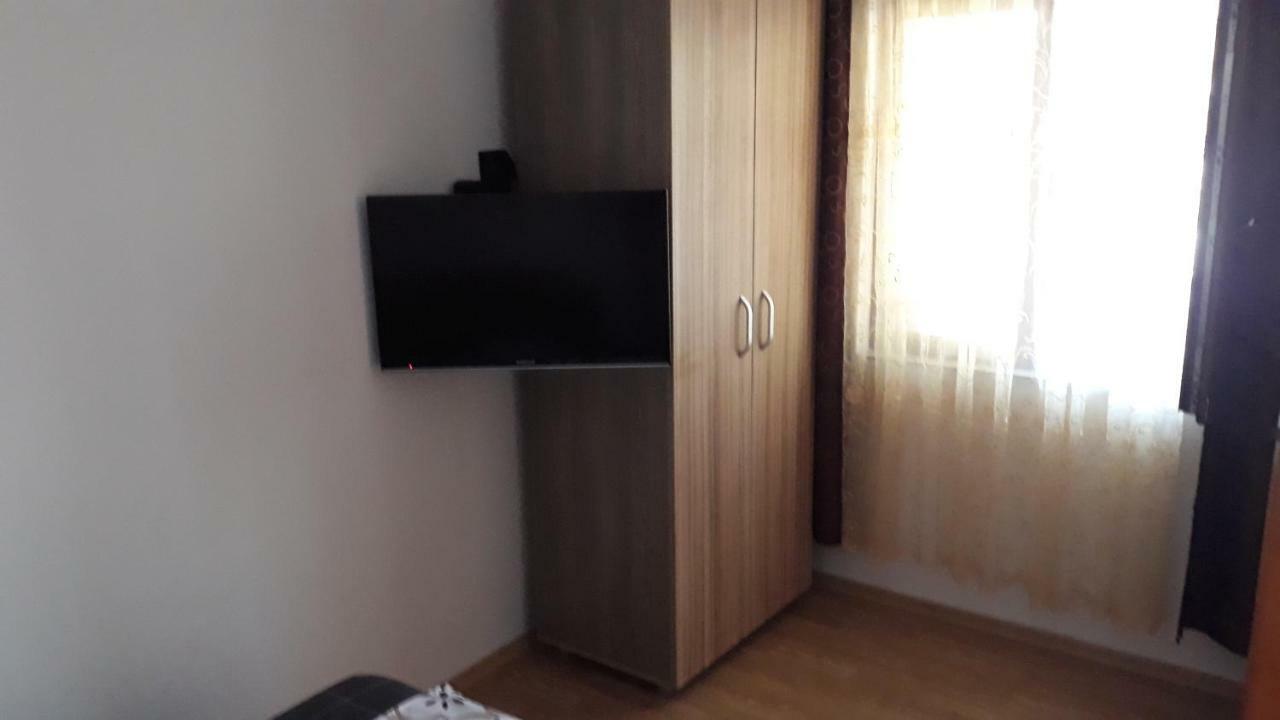 Hotel Casa Elena à Două Mai Extérieur photo